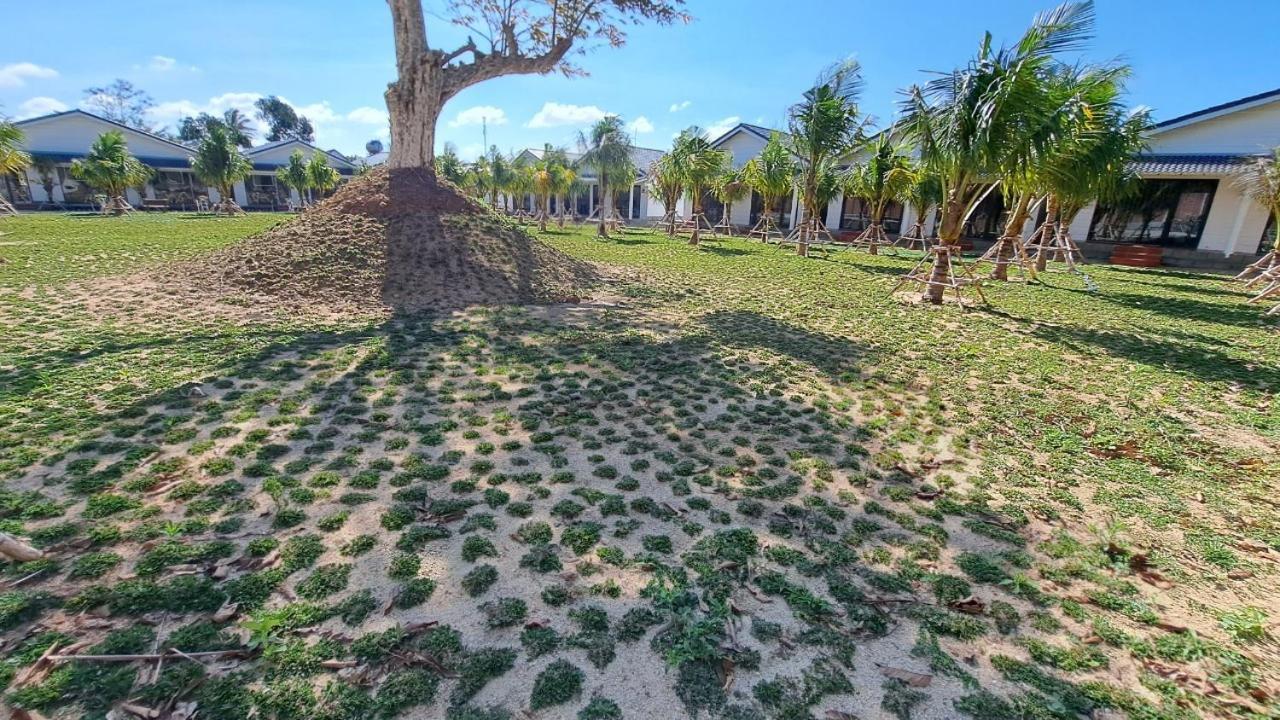 Konklor Hotel Kon Tum Luaran gambar
